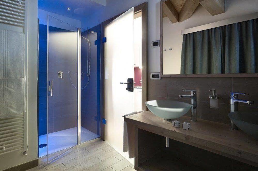 Color Home Suite Apartments Predazzo Exterior foto